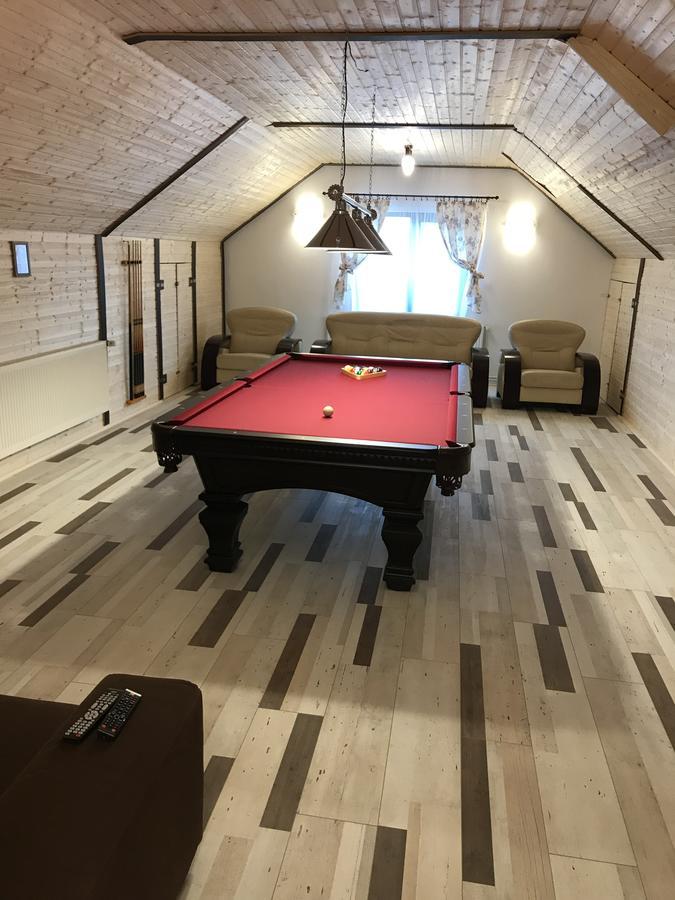 Vila Smiley Avrig Exteriör bild